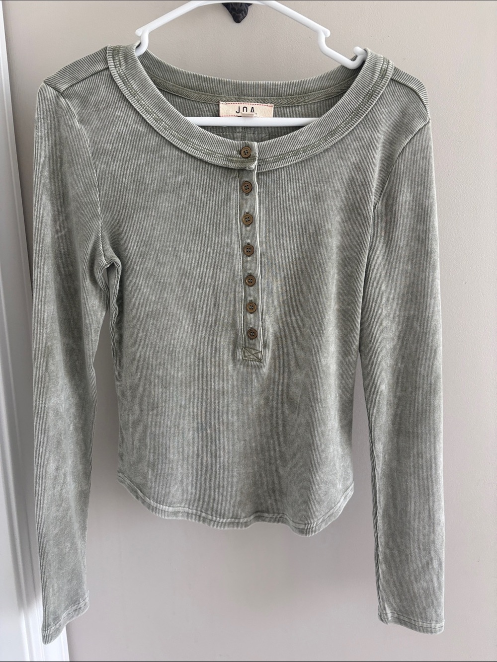 J.O.A. Washed Long Sleeve Ribbed Henley Knit Top Style J5FT1037 Olive Green Larg